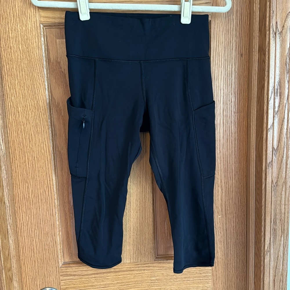Athleta running leggings, crop length